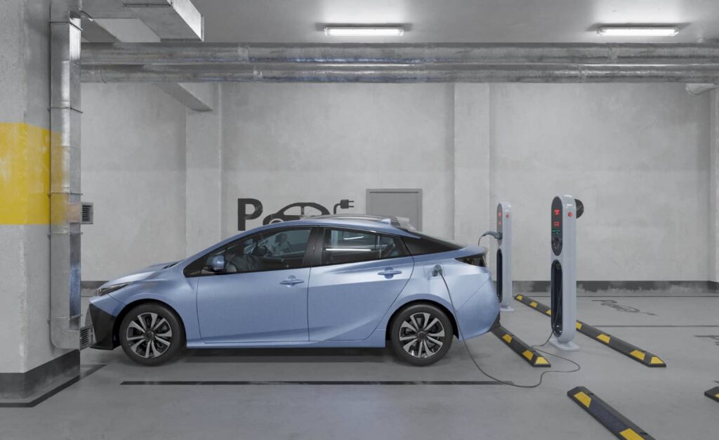 véhicule électrique garé dans un parking sous-terrain